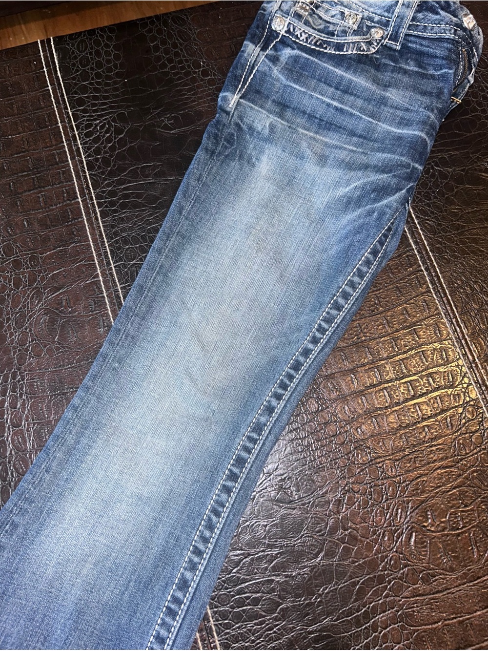 Miss Me Women's Embellished Jeans - Picture 10 of 10